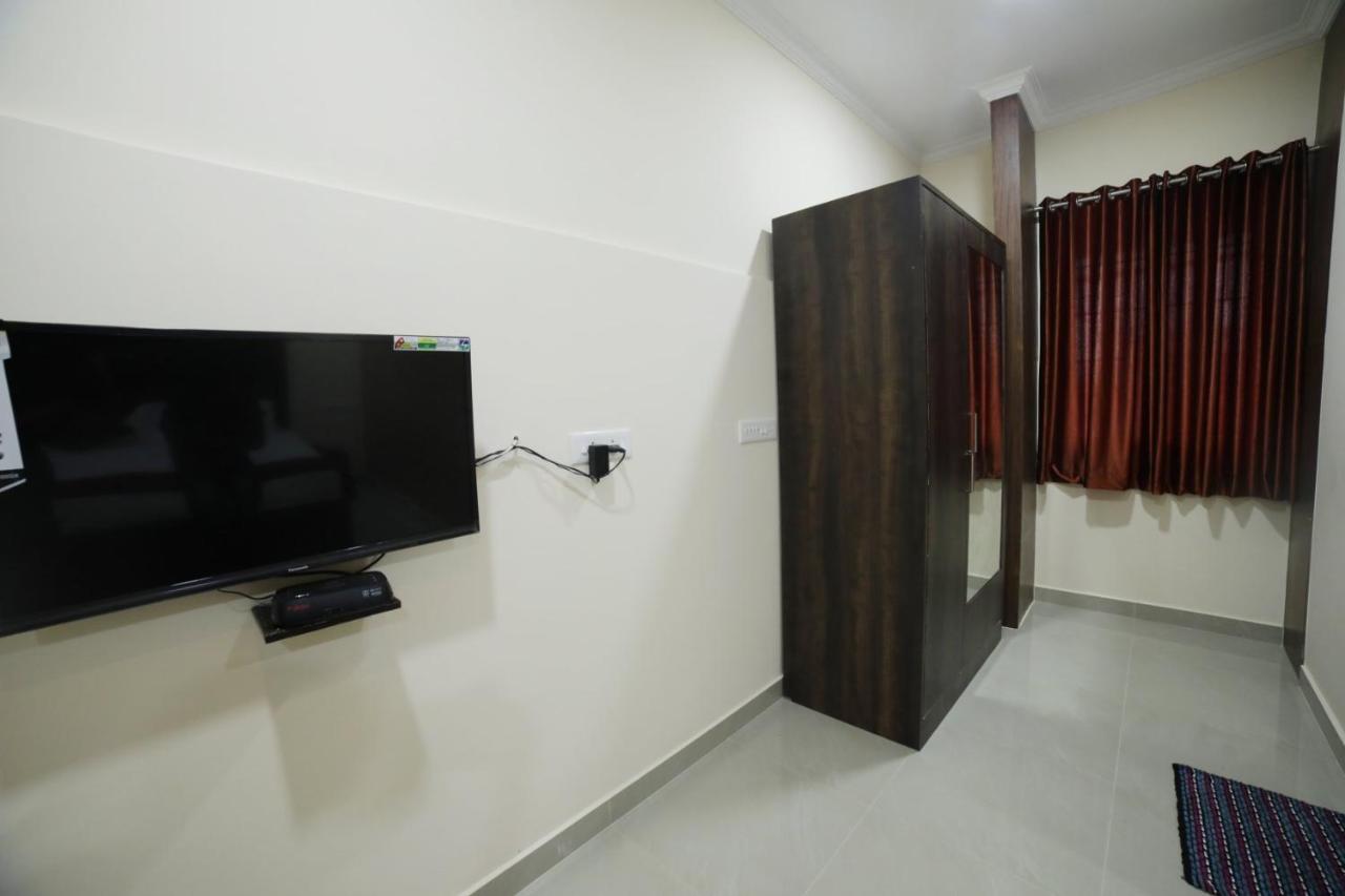 Shivalaya Residency Aparthotel Thrissur Екстериор снимка